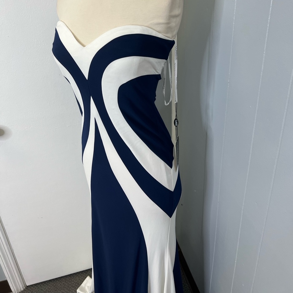 Prom dress - Picture 4 of 5